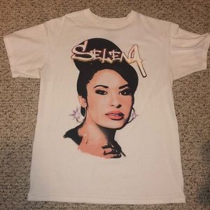 Official Selena Merchandise Graphic T